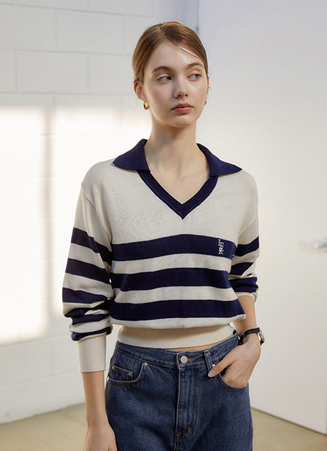 Stripe v-neck collar sweater_Ivory